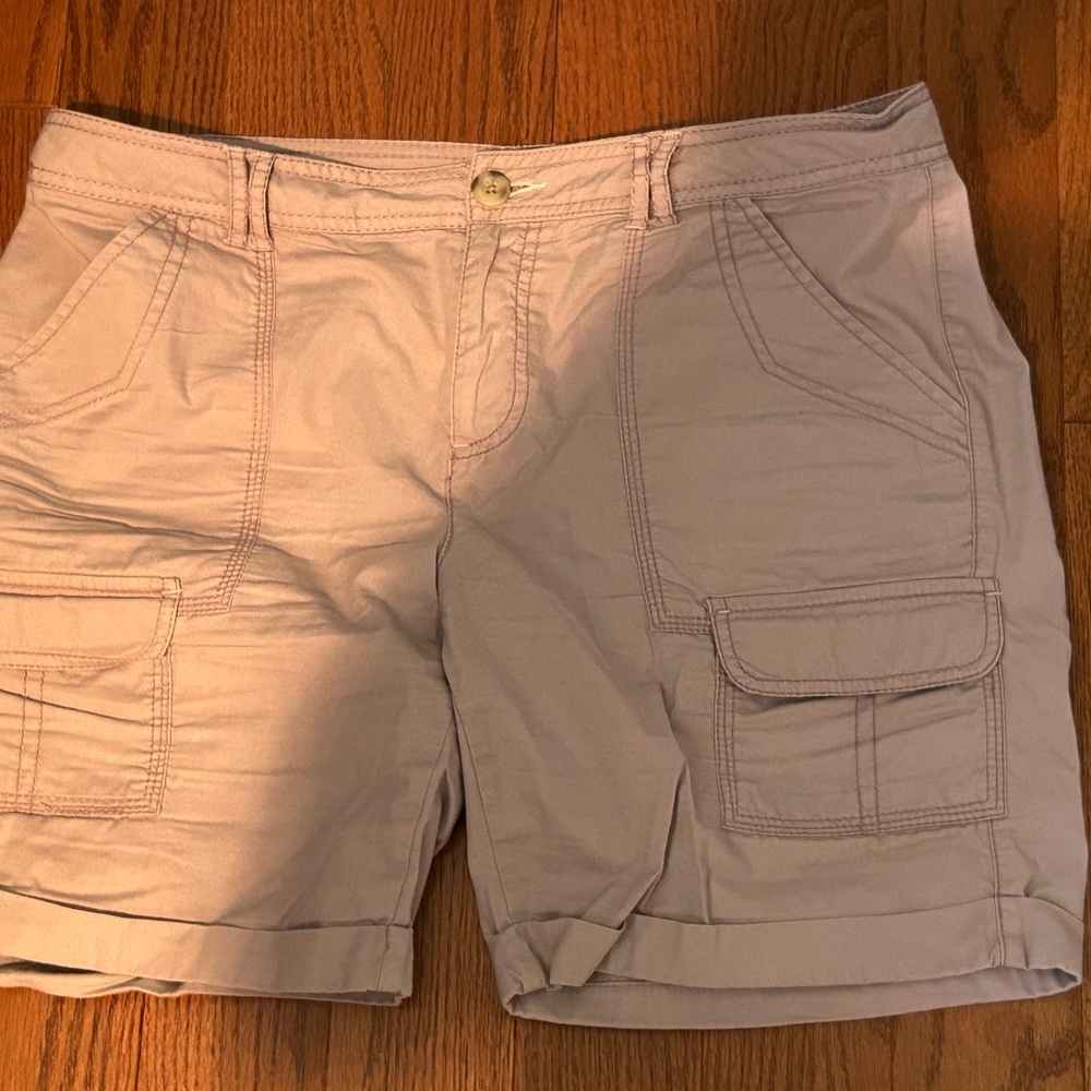 French Cuff Women's Light Pink Cotton Cargo Shorts Sz 10